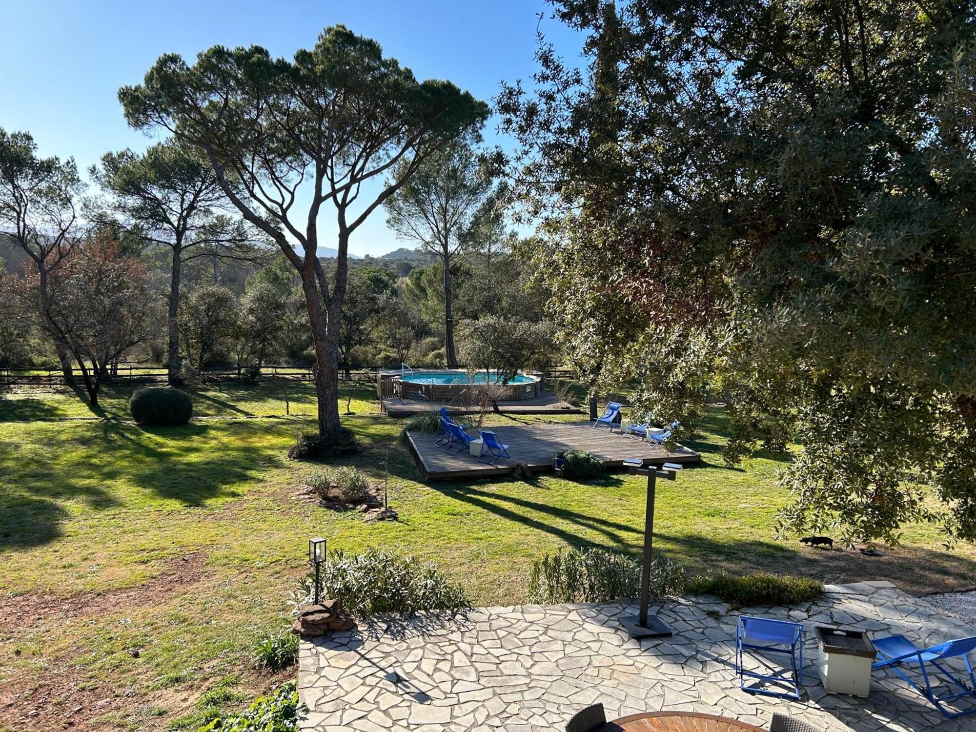 Residence Gabrielle Le Cannet Des Maures Exterior foto